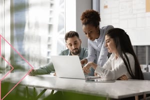 7 Real Learning Management System Benefits for Modern Organizations